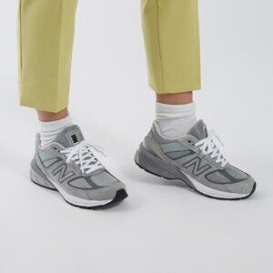 New Balance Gray 990v6 Sneakers - 5 - 5½US
